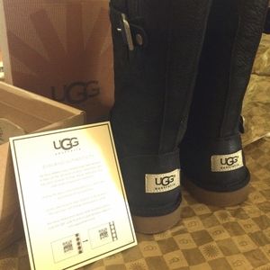 UGG Australia Kids Size 1